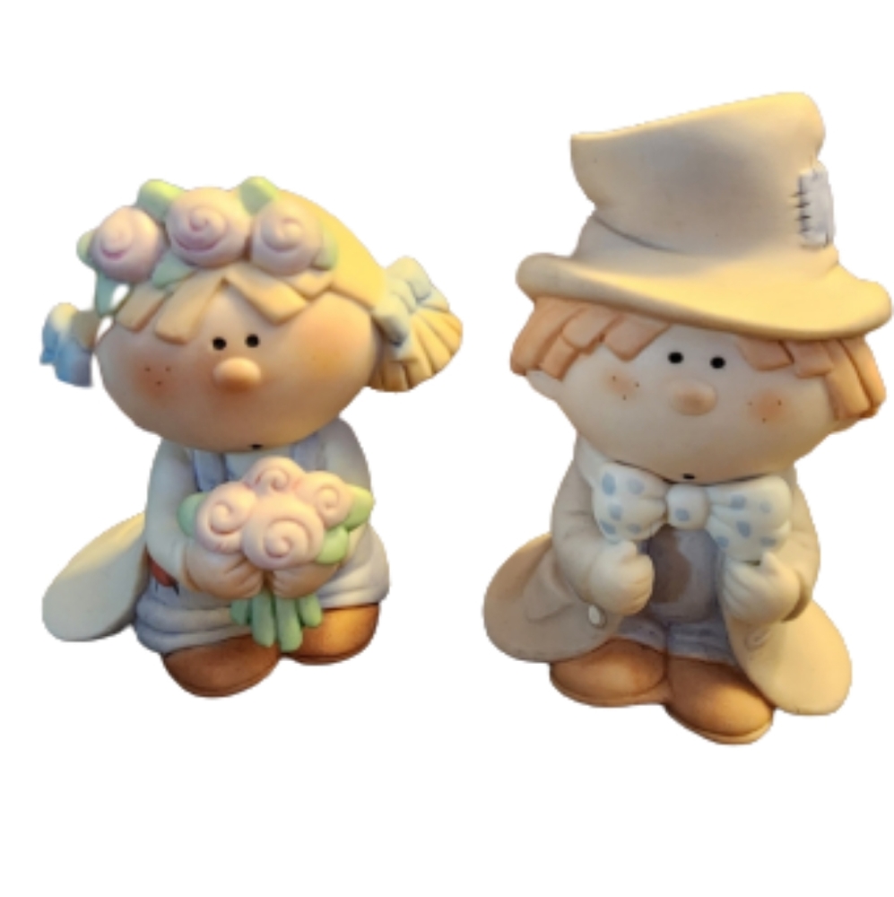 Bumpkins Bride & Groom Porcelaine Figurines